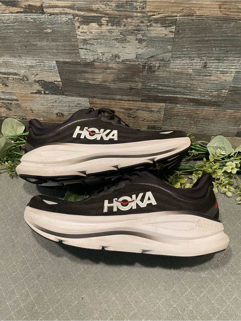 Hoka One One Bondi 9 Running Shoes Size 13 Men's - Picture 5 of 10
